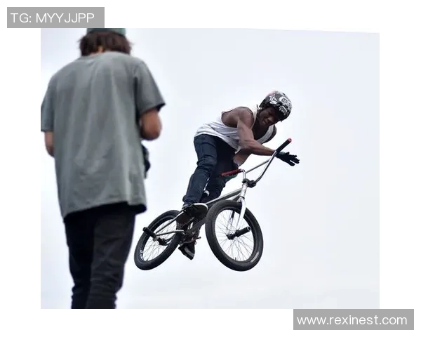 成都极限运动队在全国灵活性排行榜中荣登第九名展现出卓越实力与潜力 成都极限运动队在全国灵活性排行榜中荣登第九名展现出卓越实力与潜力