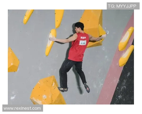 西安攀岩队的包夹策略解析与攀岩热点发展趋势探讨